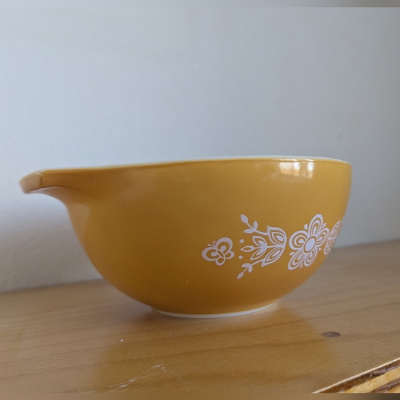 Set Of 2 Vintage Pyrex Cinderella Butterfly Gold And White Bowls #442 #441 - Picture 5 of 16